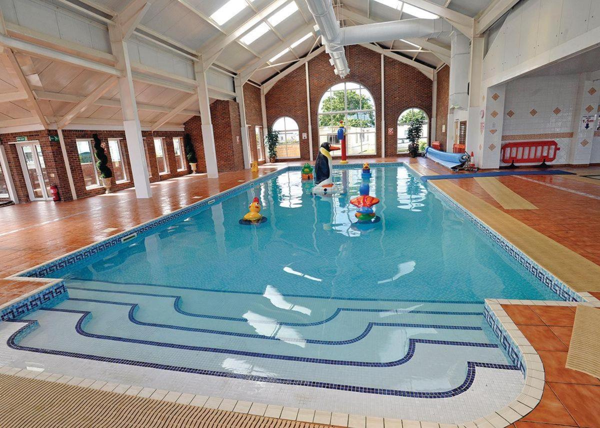 Robin Hood Rhyl Hotel Phòng bức ảnh